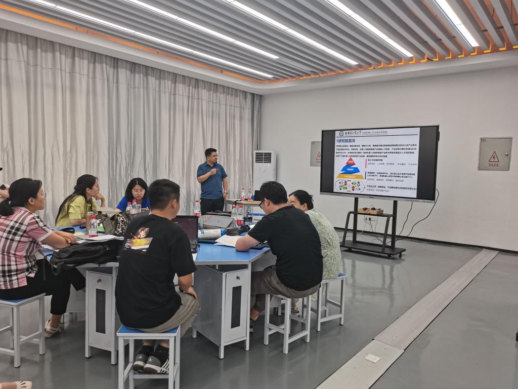 學校圓滿完成智能制造創新工廠系統集成與應用師資班培訓工作，深化產教融合，賦能職教發展